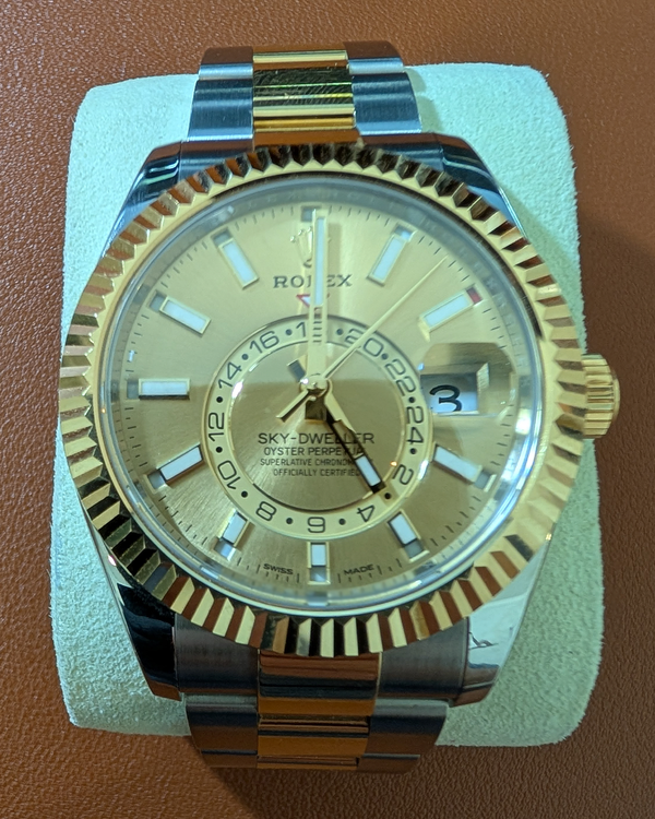 Rolex Sky-Dweller (326933)