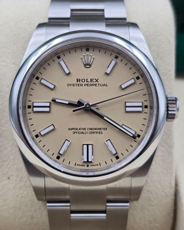 2025 Rolex Oyster Perpetual 41MM Beige Dial Oyster Bracelet (134300)