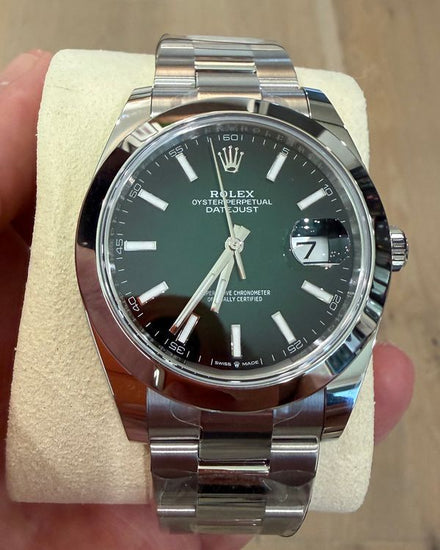 No Reserve - 2026 Rolex Datejust 41MM Green "Ombré" Dial Oyster Bracelet (126300)