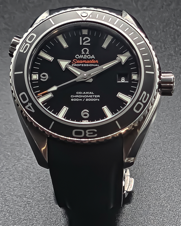 2015 Omega Seamaster Planet Ocean 600M 45.5MM Black Dial Rubber Strap (232.30.46.21.01.001)