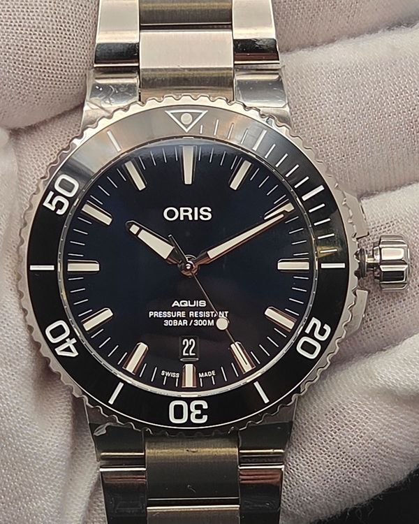 Oris Aquis Date 43.5MM Blue Dial Steel Bracelet (01 733 7730 4135)