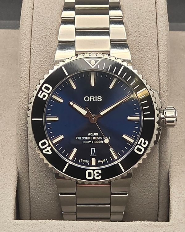 Oris Aquis Date (01 733 7766 4135-07 8 22 05PEB)