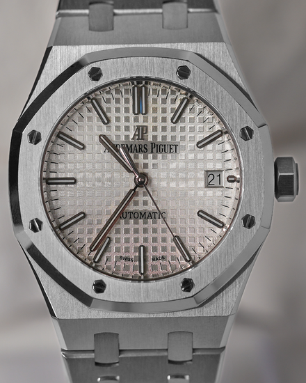 Audemars Piguet Royal Oak 37MM Silver Dial Steel Bracelet (15450ST.OO.1256ST.01)
