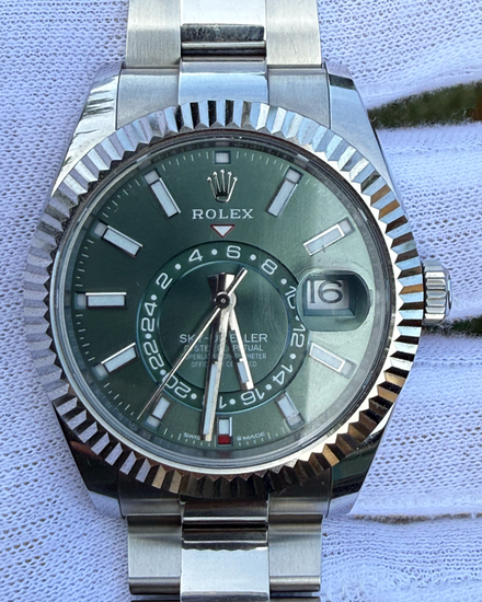 2026 Rolex Sky-Dweller 42MM Green Dial Oyster Bracelet (336934)