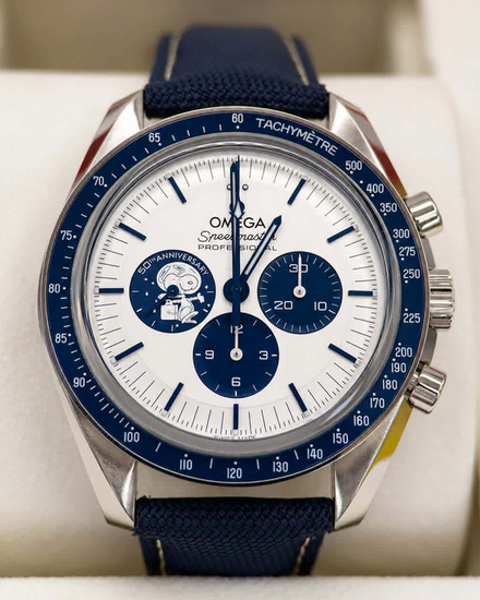 2026 Omega Speedmaster Anniversary Series “Silver Snoopy Award” 42MM Silver Dial Textile Strap (310.32.42.50.02.001)