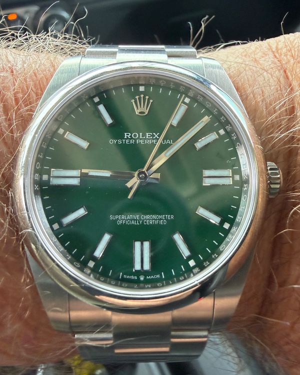 2024 Rolex Oyster Perpetual 41MM Green Dial Oyster Bracelet (124300)