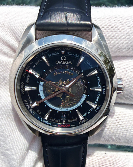 2022 Omega Seamaster Aqua Terra Worldtimer 43MM Blue Dial Leather Strap (220.12.43.22.03.001)