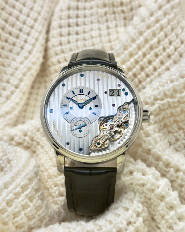 2025 Glashütte Original PanoMaticInverse 42MM Silver Dial Leather Strap (1-91-02-02-02-30)