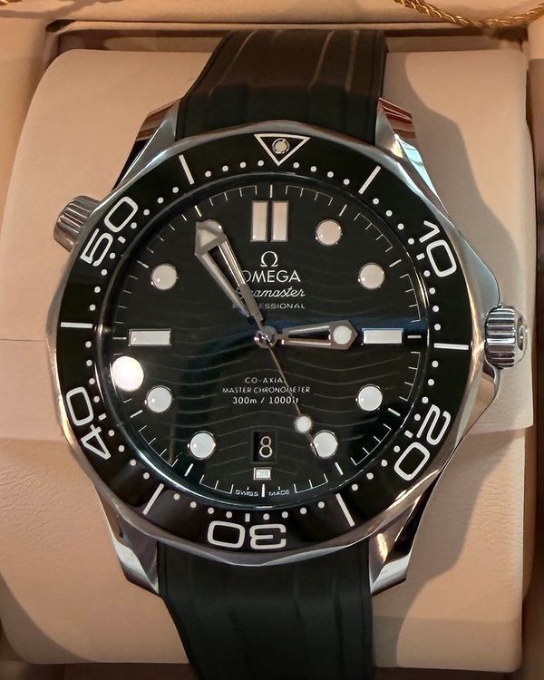 Omega Seamaster Diver 300M (210.32.42.20.10.001)