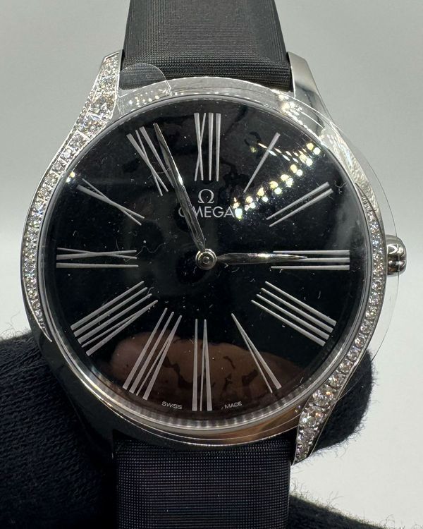 2025 Omega De Ville Trésor 39MM Quartz Black Dial Leather Strap (428.17.39.60.01.001)