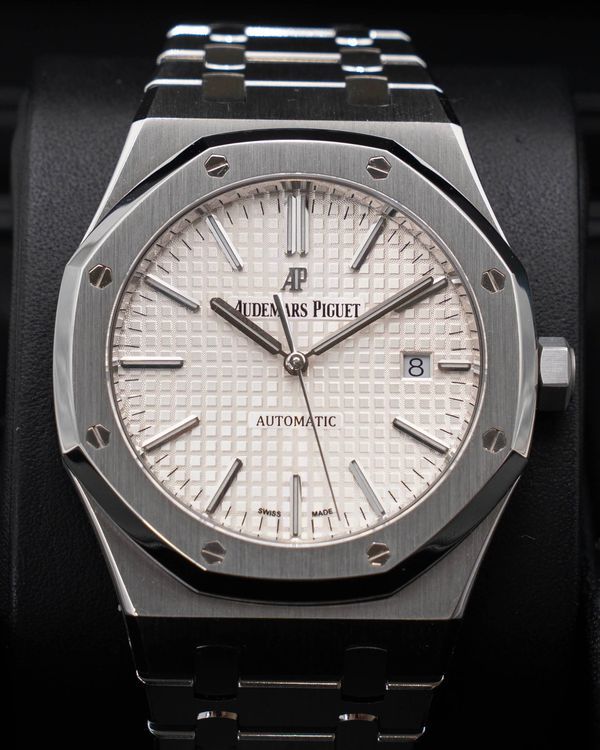 2015 Audemars Piguet Royal Oak 41MM White Dial Steel Bracelet (15400ST.OO.1220ST.02)