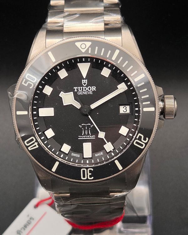 2025 Tudor Pelagos "Thaitanium" L.E. 42MM Black Dial Titanium Bracelet (M25600TN-0014)