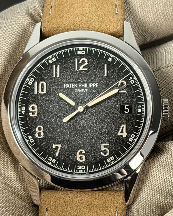 Patek Philippe Calatrava (5226G-001)
