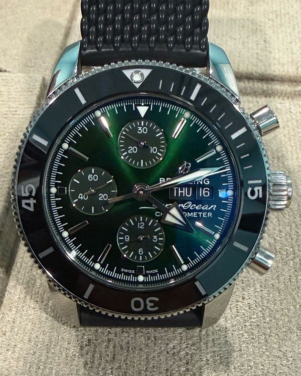 2021 Breitling Superocean Heritage II Chronograph 44MM Green Dial Rubber Strap (A13313)