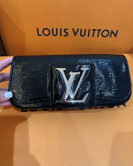 Louis Vuitton Epi Electric Sobe Clutch Small Size Leather Silver-Tone Hardware (M4029N)