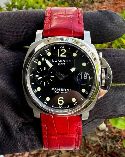 2005 Panerai Luminor GMT 40MM Black Dial Leather Strap (PAM00159)