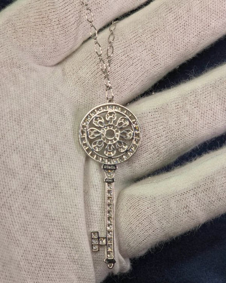 Tiffany Vintage "Enchant Primrose Key" 24IN Pendant Platinum Diamonds (Necklace)