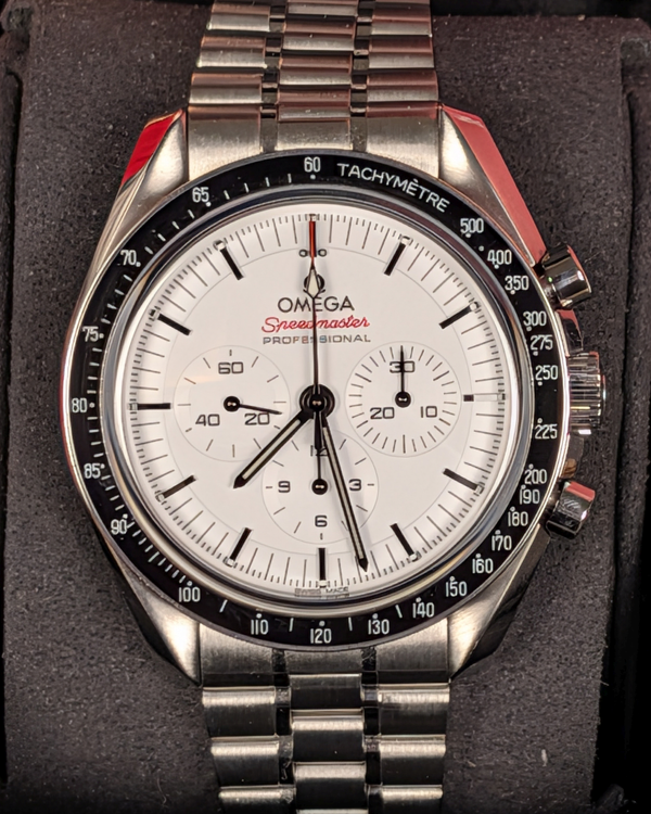 2024 Omega Speedmaster Professional Moonwatch 42MM White Dial Steel Bracelet (310.30.42.50.04.001)