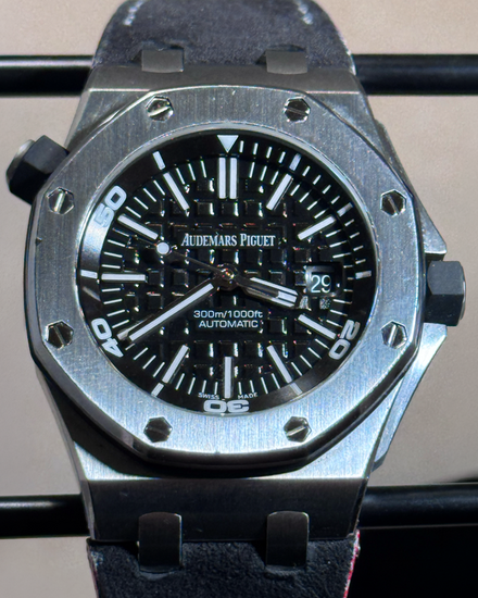 2013 Audemars Piguet Royal Oak Offshore Diver 42MM Black Dial Rubber Strap (15703ST.OO.A002CA.01)