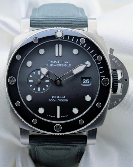 2023 Panerai Submersible QuarantaQuattro "Grigio Roccia" 44MM Anthracite Dial Textile Strap (PAM01288)