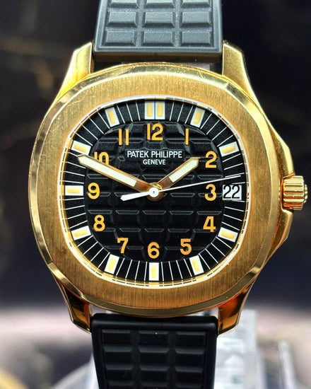 1998 Patek Philippe Aquanaut 38MM Black Dial Rubber Strap (5065J/R)