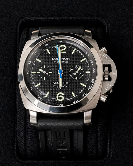 2006 Panerai Luminor Daylight Chronograph 44MM Black Dial Rubber Strap (PAM00253)