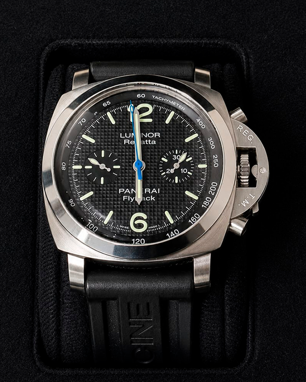 2006 Panerai Luminor Daylight Chronograph 44MM Black Dial Rubber Strap (PAM00253)