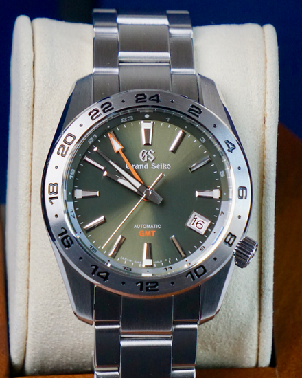 No Reserve - 2023 Grand Seiko Sport GMT 40.5MM Green Dial Steel Bracelet (SBGM247G)