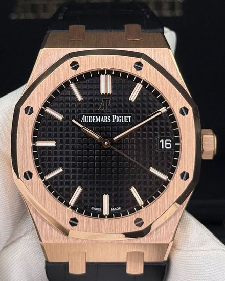 2022 Audemars Piguet Royal Oak 41MM Black Dial Leather Strap (15500OR.OO.D002CR.01)