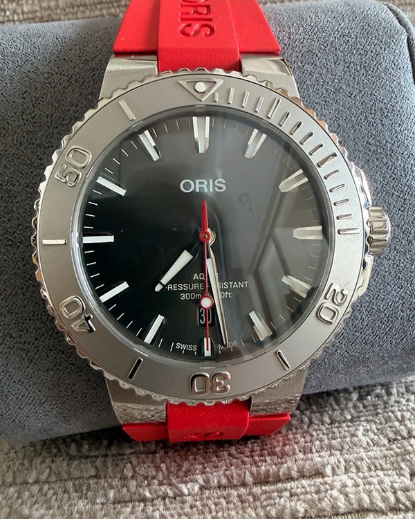 No Reserve - Oris Aquis Date (733 7789 4153-07)