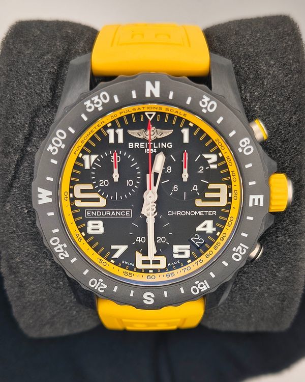 Breitling Endurance Pro 44MM Quartz Black Dial Rubber Strap (X82310)