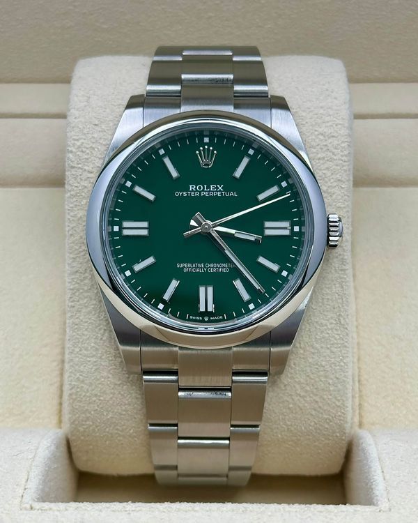 2022 Rolex Oyster Perpetual 41MM Green Dial Oyster Bracelet (124300)