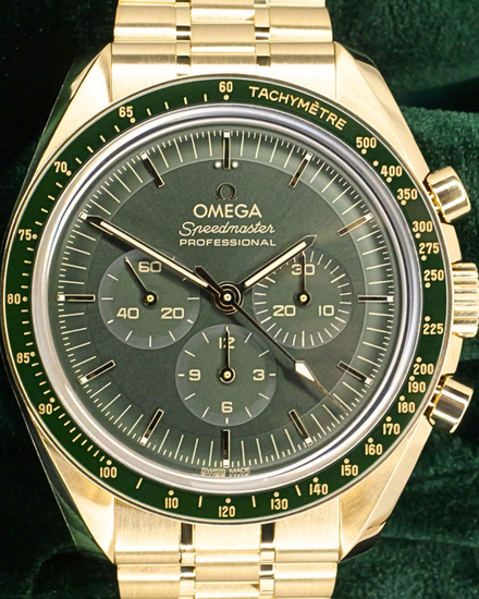 2023 Omega Speedmaster "Moonshine Gold" 42MM Green Dial Yellow Gold Bracelet (310.60.42.50.10.001)