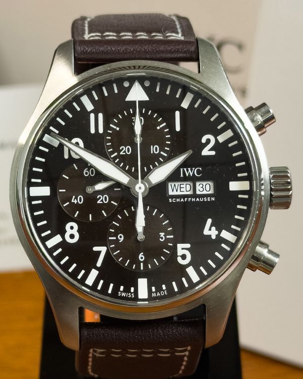 2018 IWC Schaffhausen Pilot "Antoine de Saint-Exupéry" 43MM Brown Dial Leather Strap (IW377713)