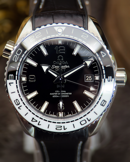 2026 Omega Seamaster Planet Ocean GMT 43.5MM Black Dial Leather Strap (215.33.44.22.01.001)