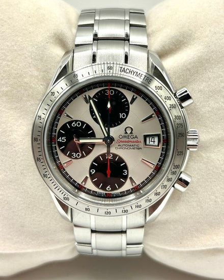 2017 Omega Speedmaster Date 40MM Silver Dial Steel Bracelet (3211.31.00)