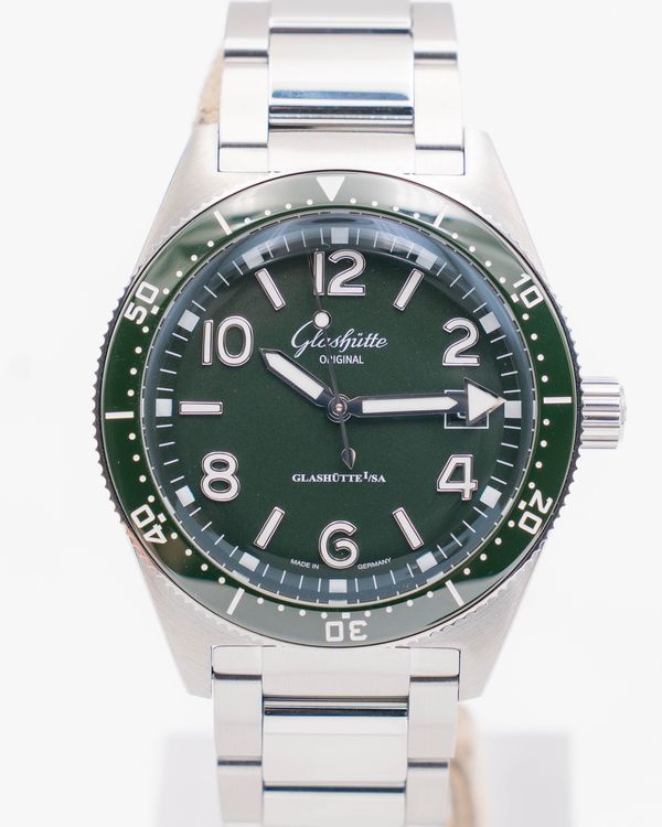 2022 Glashütte Original SeaQ 39.5MM Green Dial Steel Bracelet (1-39-11-13-83-70)