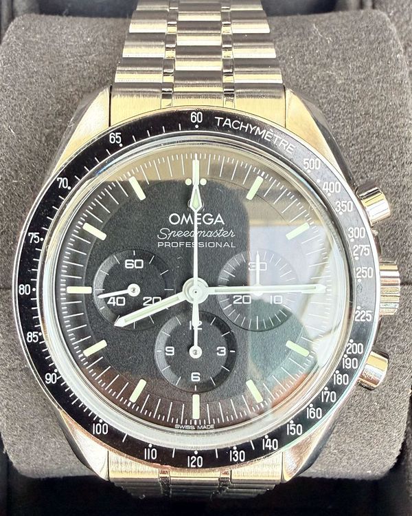 No Reserve - 2024 Omega Speedmaster Professional Moonwatch 42MM Black Dial Steel Bracelet (310.30.42.50.01.002)