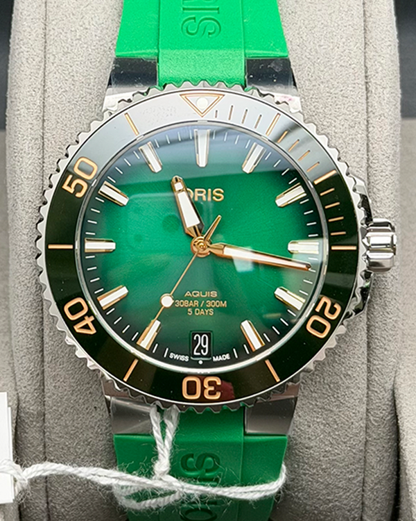 2026 Oris Aquis Date Calibre 400 41.5MM Green Dial Rubber Strap (01 400 7769 4127-07 4 22 77FC)