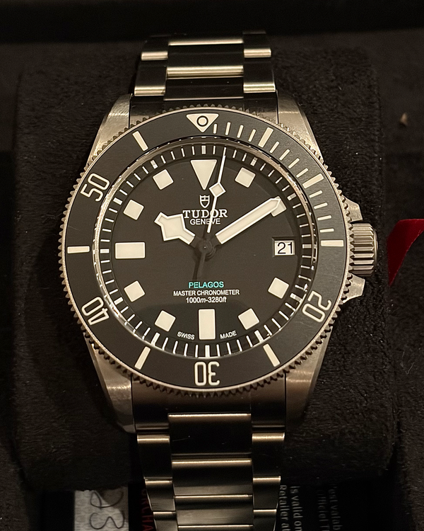 2025 Tudor Pelagos Ultra 43MM Black Dial Titanium Bracelet (2543C1A7NU)