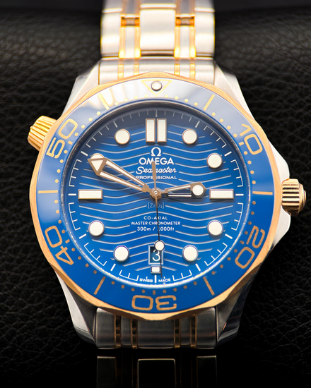 No Reserve - 2023 Omega Seamaster Diver 300M 42MM Blue Dial Two-Tone Bracelet (210.20.42.20.03.001)