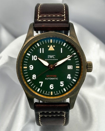 2021 IWC Schaffhausen Pilot Spitfire 39MM Green Dial Leather Strap (IW326802)