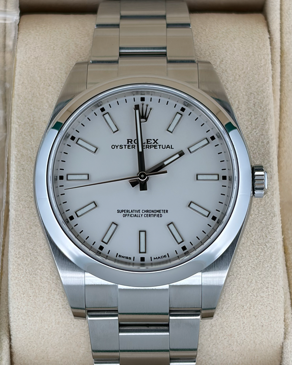 Rolex Oyster Perpetual (114300)