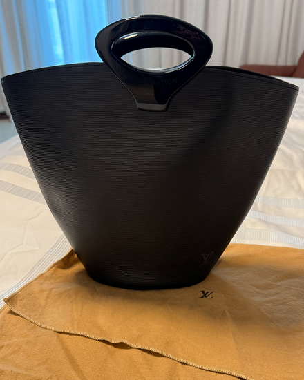 2000 Louis Vuitton Bag Epi Soufflot Medium Handbag in Black Epi Leather Gold Tone Hardware Acrylic Top Handles (Handbag)