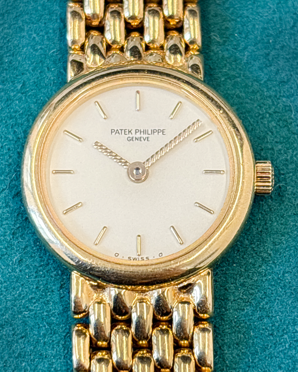 No Reserve - 1988 Patek Philippe Calatrava 20MM Quartz White Dial Yellow Gold Bracelet (4706/11)