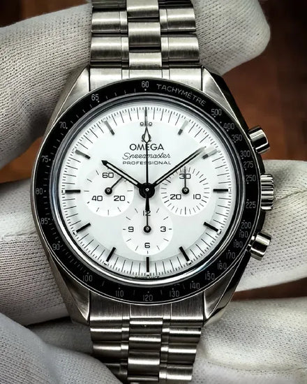 2022 Omega Speedmaster Professional Moonwatch Canopus White Gold 42MM Silver Dial White Gold Bracelet (310.60.42.50.02.001)