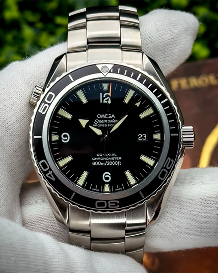 2022 Omega Seamaster Planet Ocean 45MM Black Dial Steel Bracelet (2200.50.00)