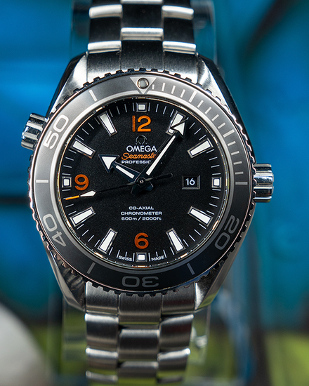 No Reserve - 2022 Omega Seamaster Planet Ocean 600M 37.5MM Black Dial Steel Bracelet (232.30.38.20.01.002)