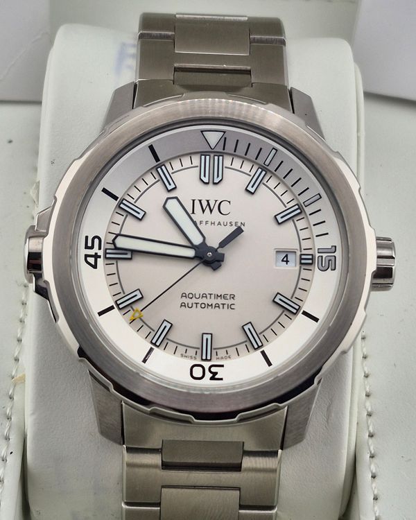 No Reserve - 2016 IWC Schaffhausen Aquatimer 42MM Silver Dial Steel Bracelet (IW329004)