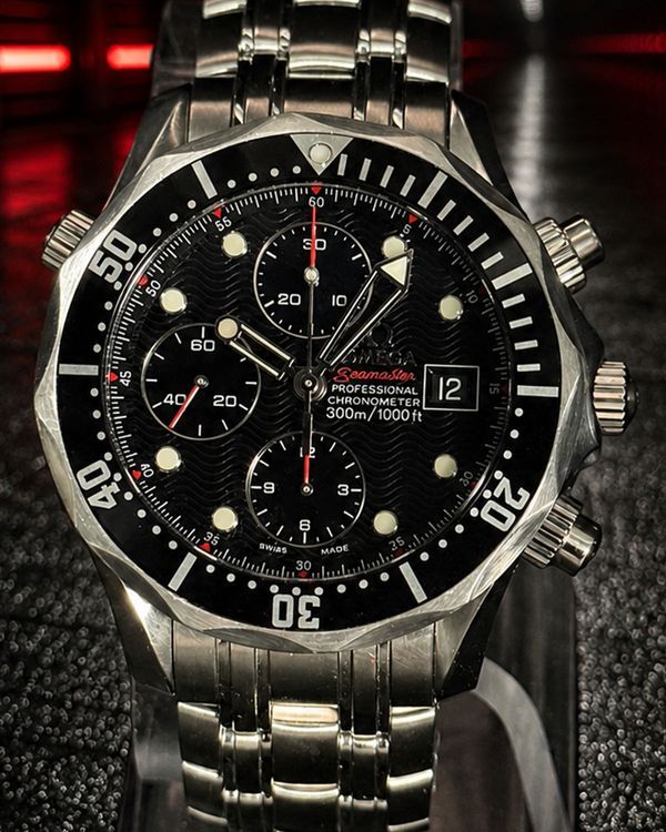 No Reserve - 2021 Omega Seamaster Diver 300M Chronograph 41.5MM Black Dial Steel Bracelet (213.30.42.40.01.001)